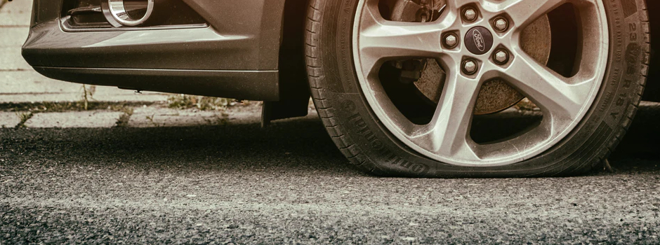 What To Do When You Have a Flat Tire 